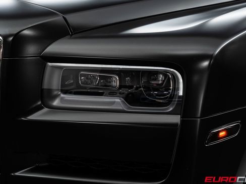 Used 2023 Rolls-Royce Cullinan AWD/4WD image 12