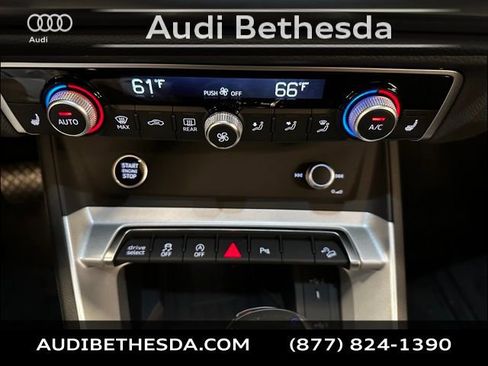 New 2025 Audi Q3 2.0T Premium image 18