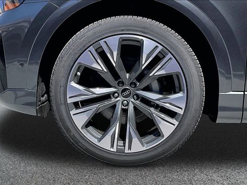 New 2026 Audi Q8 Premium Plus image 13