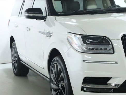 Used 2021 Lincoln Navigator Black Label w/ Special Edition Package image 9