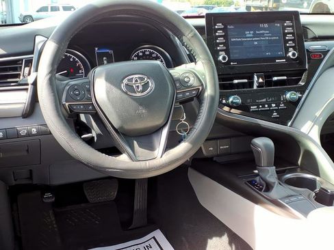 Certified 2023 Toyota Camry SE image 11