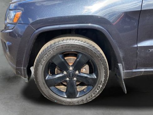 Used 2015 Jeep Grand Cherokee Altitude AWD/4WD image 29