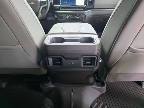 New 2026 Chevrolet Silverado 2500 LT w/ Texas Edition AWD/4WD image 9