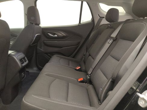 Used 2022 GMC Terrain SLE w/ Driver Convenience Package FWD image 18
