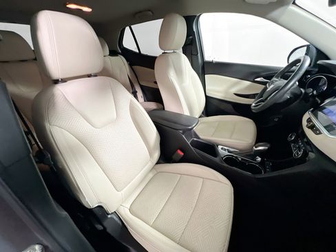 Used 2020 Buick Encore GX Essence w/ Advanced Technology Package image 31