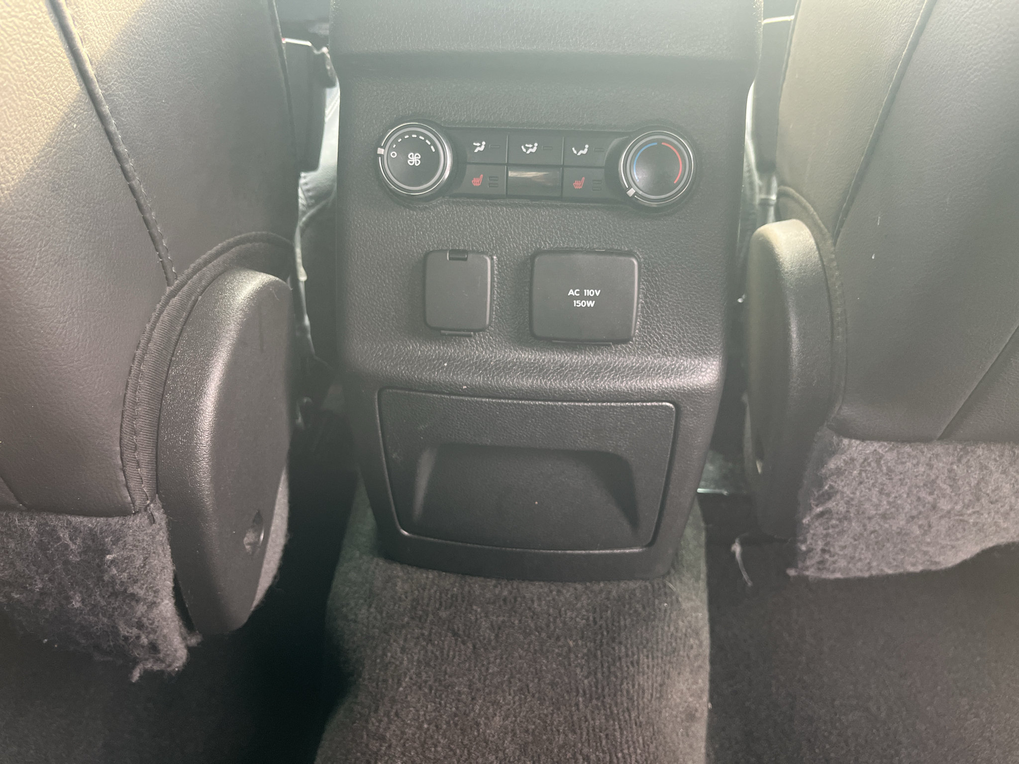 Used 2015 Ford Explorer Limited w/ Equipment Group 302A AWD/4WD image 30