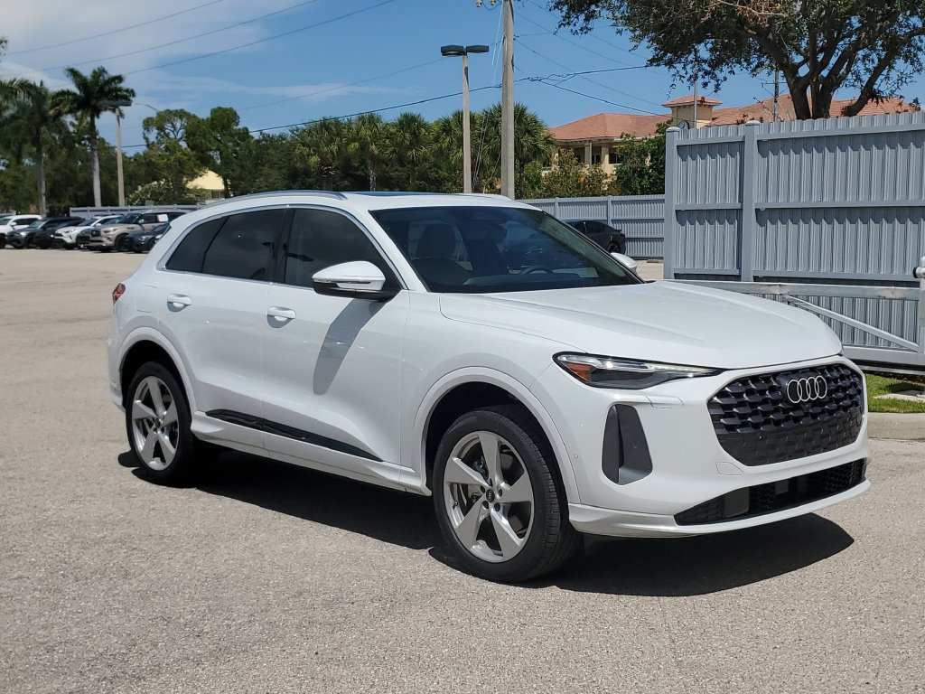 New 2026 Audi Q5 Premium Plus AWD/4WD image 2