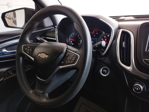 Used 2020 Chevrolet Equinox LT FWD image 24