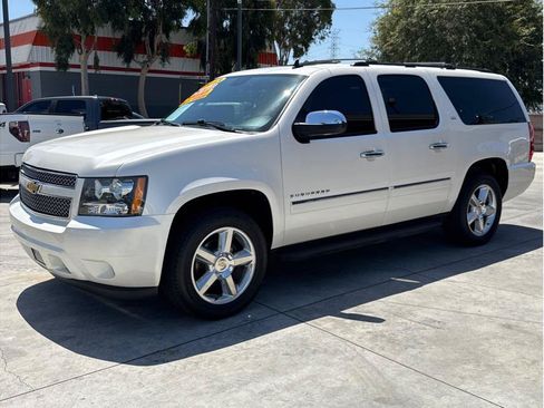 Used 2013 Chevrolet Suburban LTZ RWD image 45