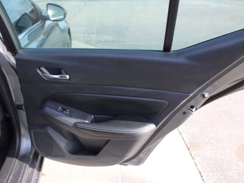 Used 2020 Nissan Altima 2.5 S image 23