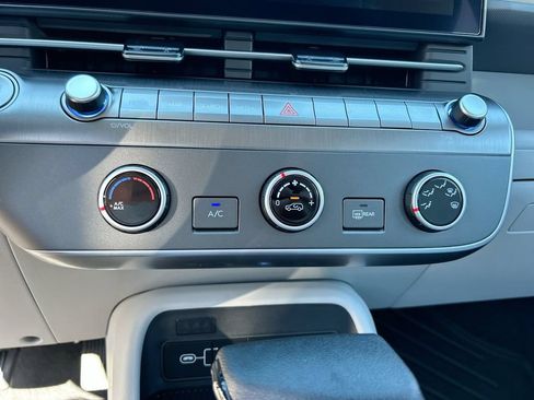 New 2026 Hyundai Kona SE FWD image 25