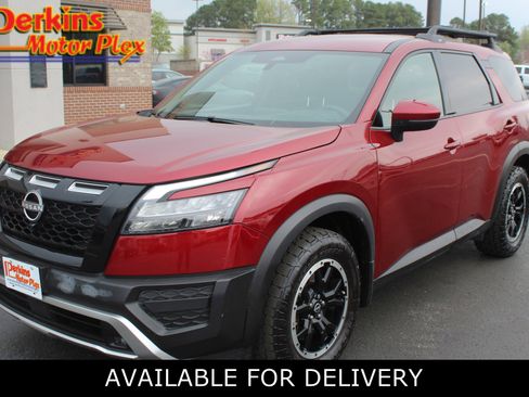 Used 2024 Nissan Pathfinder Rock Creek image 1