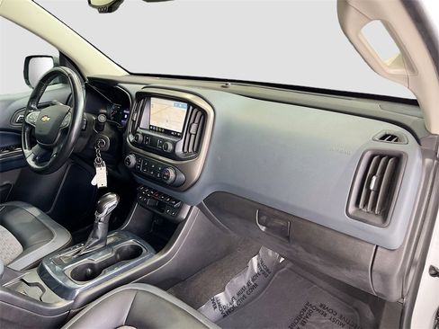 Used 2022 Chevrolet Colorado Z71 w/ Safety Package image 28