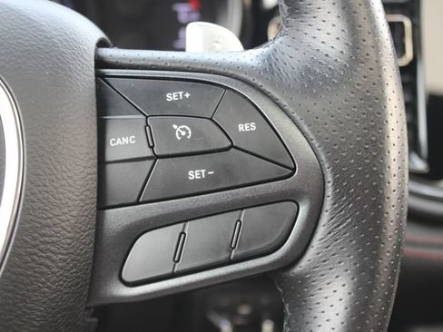 Used 2022 Dodge Durango R/T w/ Tow 'N Go Package AWD/4WD image 16