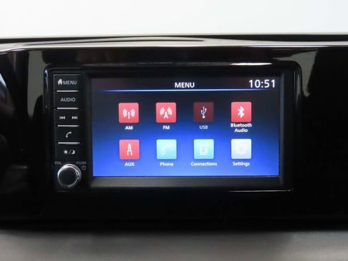 Used 2025 Nissan Kicks S image 12