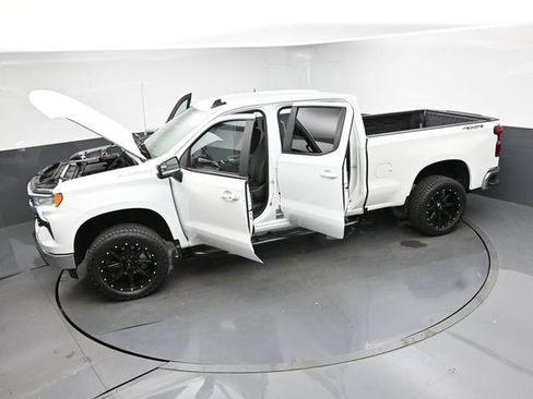 Used 2023 Chevrolet Silverado 1500 LT w/ Protection Package AWD/4WD image 44