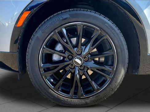 Used 2025 Cadillac XT4 Sport w/ LPO, Onyx Lite Package image 11