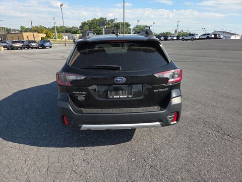 Certified 2022 Subaru Outback Limited AWD/4WD image 3