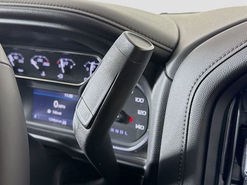Used 2022 GMC Sierra 1500 SLT image 16