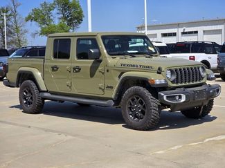 Used 2025 Jeep Gladiator Sport video 1