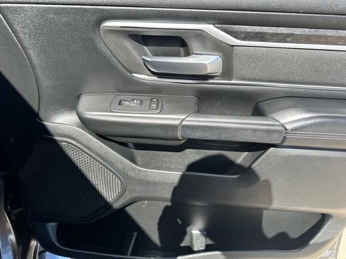 Used 2020 RAM 1500 Big Horn AWD/4WD image 34