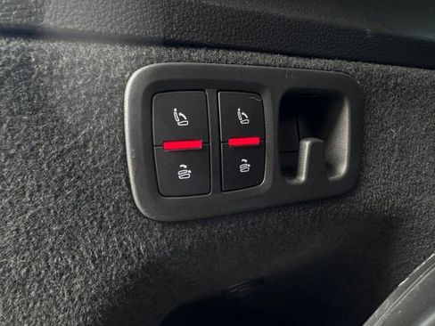 Used 2018 Audi Q7 3.0T Premium Plus w/ Premium Plus Package image 38