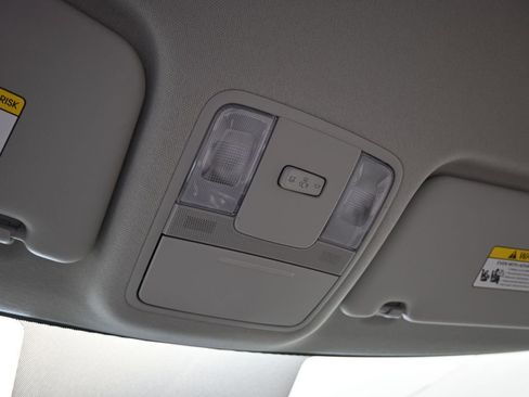 Used 2021 Kia Soul LX image 19