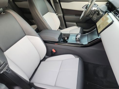 New 2026 Land Rover Range Rover Velar Dynamic SE AWD/4WD image 13