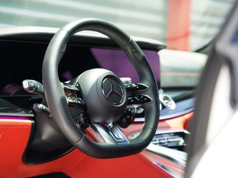Used 2023 Mercedes-Benz AMG GT 43 image 19