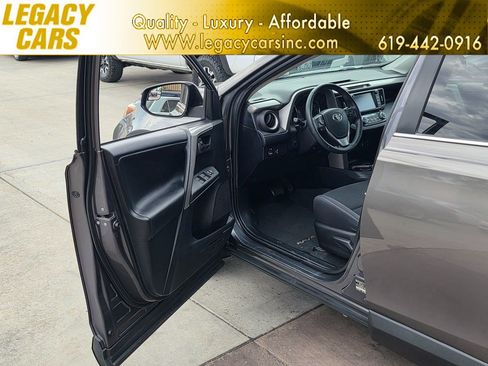 Used 2016 Toyota RAV4 XLE FWD image 49