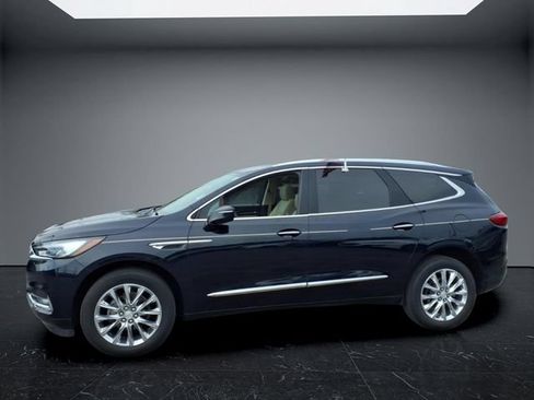 Used 2020 Buick Enclave Premium w/ Sun and Sites Package FWD image 7