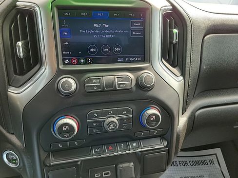 Used 2021 Chevrolet Silverado 1500 RST image 10