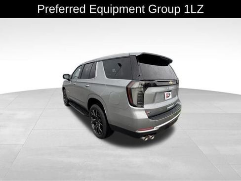 Used 2026 Chevrolet Tahoe Premier AWD/4WD image 5
