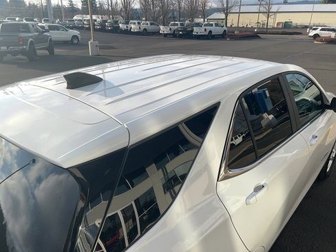 Used 2022 Chevrolet Equinox LT image 7