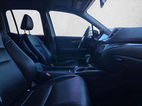 Used 2018 Honda Ridgeline RTL-T image 17