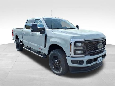 New 2026 Ford F350 Lariat AWD/4WD image 14