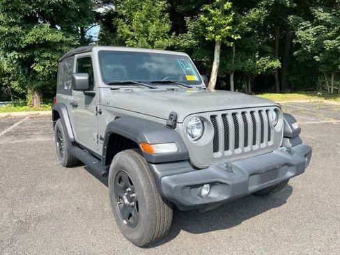 Used 2021 Jeep Wrangler Sport AWD/4WD image 3