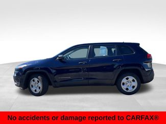 Used 2014 Jeep Cherokee Sport FWD video 2