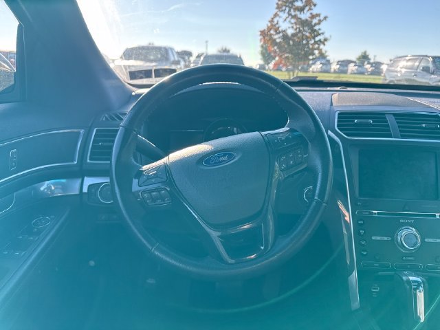 Used 2016 Ford Explorer Sport AWD/4WD image 24