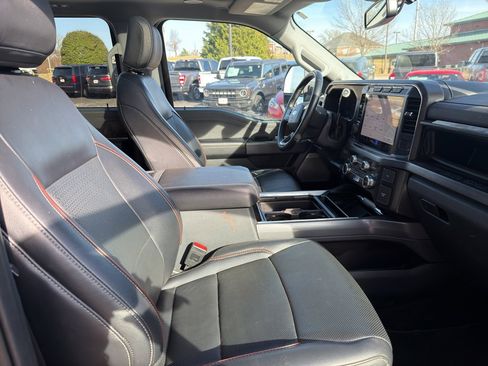 Used 2024 Ford F350 Lariat w/ Lariat Ultimate Package image 11