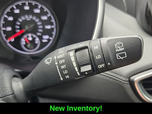 Used 2022 Hyundai Santa Fe SEL FWD image 28