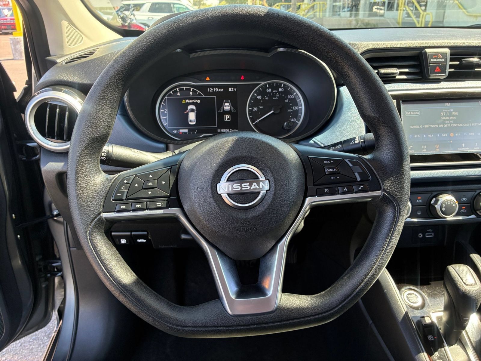Used 2025 Nissan Versa SV FWD image 25