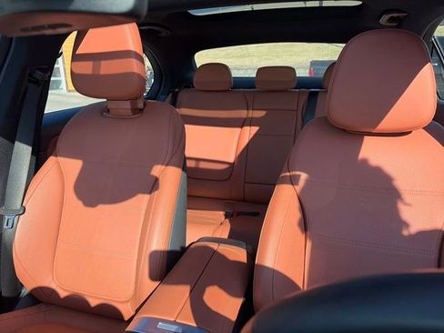 Used 2025 Mercedes-Benz C 300 4MATIC Sedan image 51