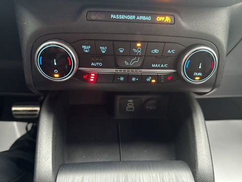 Certified 2024 Ford Escape ST-Line image 15