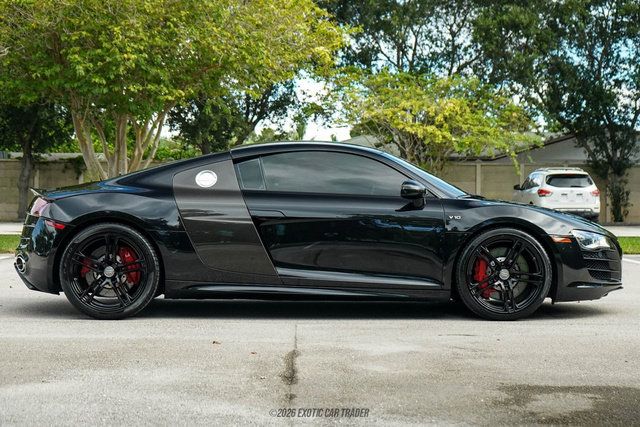 Used 2011 Audi R8 V10 AWD/4WD image 9