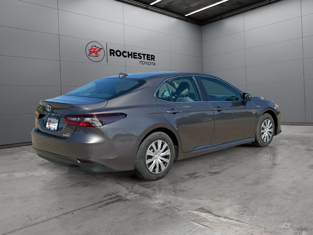 Certified 2021 Toyota Camry LE FWD image 5