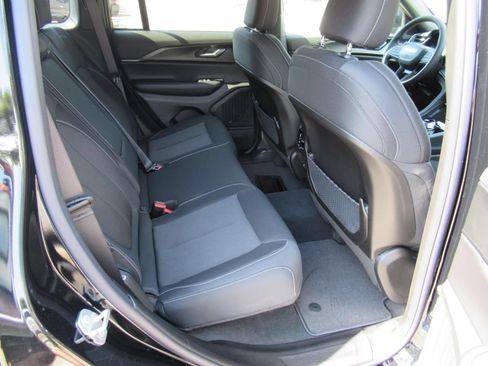 New 2026 Jeep Grand Cherokee Laredo w/ MOPAR Finishing Package RWD image 27