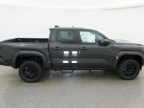 New 2026 Toyota Tacoma SR5 image 11