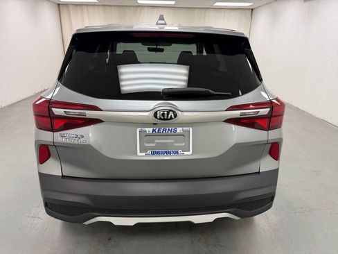 Used 2021 Kia Seltos LX AWD/4WD image 4