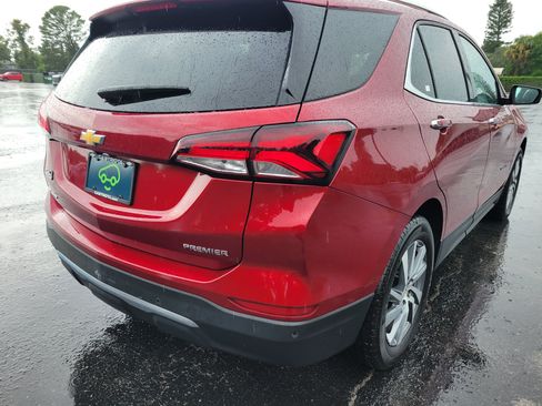 Certified 2024 Chevrolet Equinox Premier FWD image 5